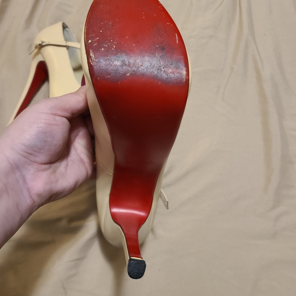 Tan Christian Louboutin Heels - Picture 3 of 3